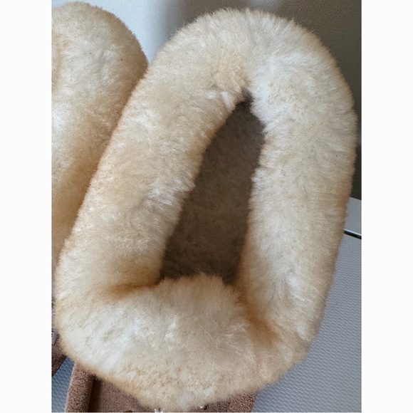 Beaded Sheepskin Moccasins Laurentian Chief - Picture 4 of 7